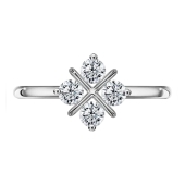 Кольцо из серебра с фианитами