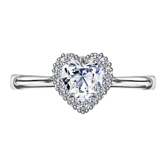 Кольцо из серебра с фианитами