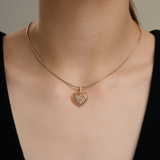 Подвеска из золота с топазом