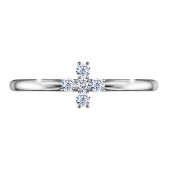 Кольцо из серебра с фианитами