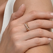 Кольцо из золота с фианитами