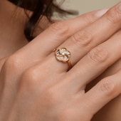 Кольцо из золота с фианитом