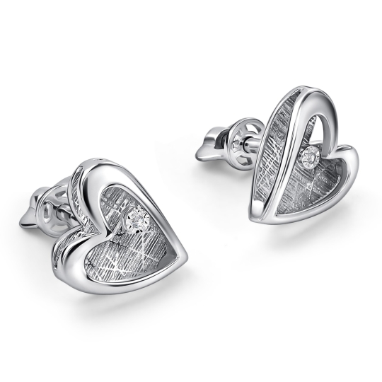 Подвеска из серебра с бриллиантом