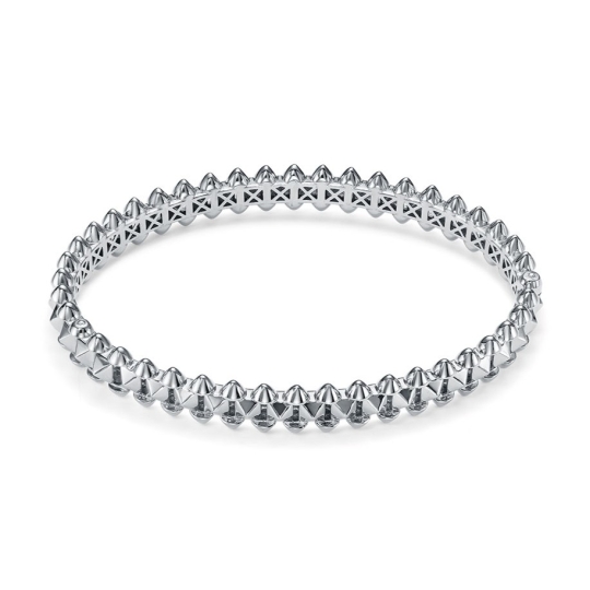 Браслет из жемчуга с серебряным замком