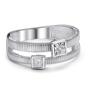 Кольцо из серебра с бриллиантом