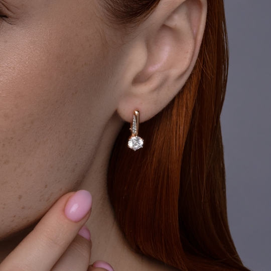 Серьги из серебра с ювелирными кристаллами и фианитами