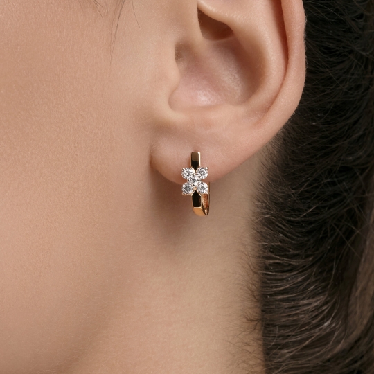 Серьги из золота с бриллиантами 