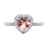 Кольцо из серебра с ювелирным кристаллом и фианитами