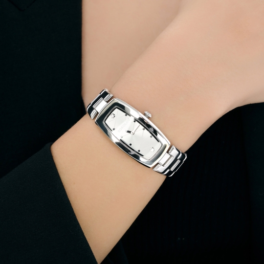 Женские стальные часы