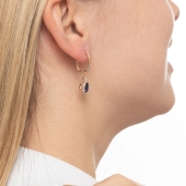 Серьги из золота с сапфировыми корундами и фианитами