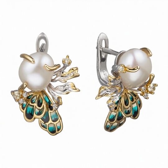 Кольцо из серебра с позолотой, жемчугом, эмалью и фианитами