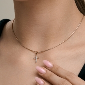 Подвеска-крест из золота с бриллиантом