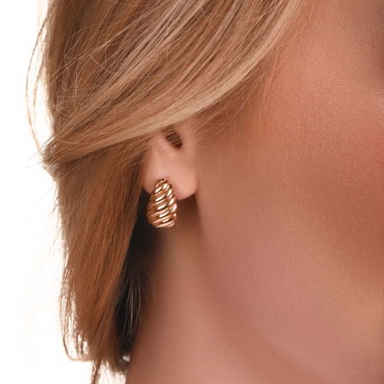 Серьги из комбинированного золота с бриллиантами