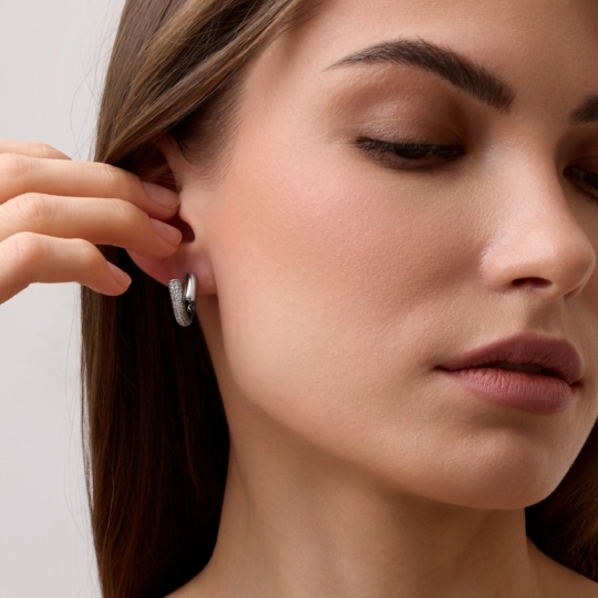 Серьги из серебра с фианитами