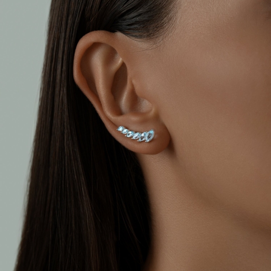 Серьги из серебра с фианитами 