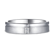 Кольцо из серебра с бриллиантами