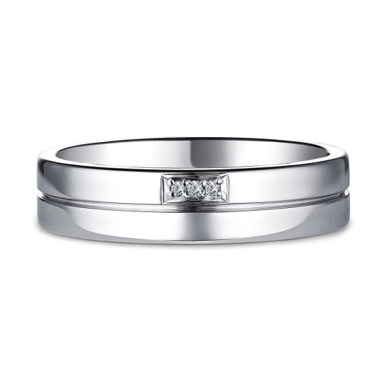 Кольцо из серебра с эмалью и фианитами