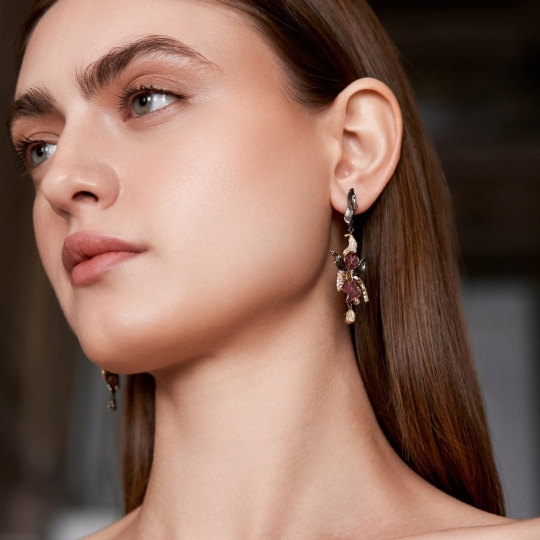 Серьги-пусеты из серебра с фианитами