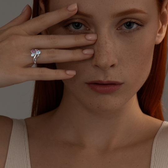 Кольцо из серебра с аметистами и топазами