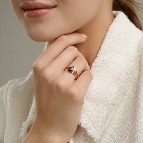 Кольцо из серебра с фианитами