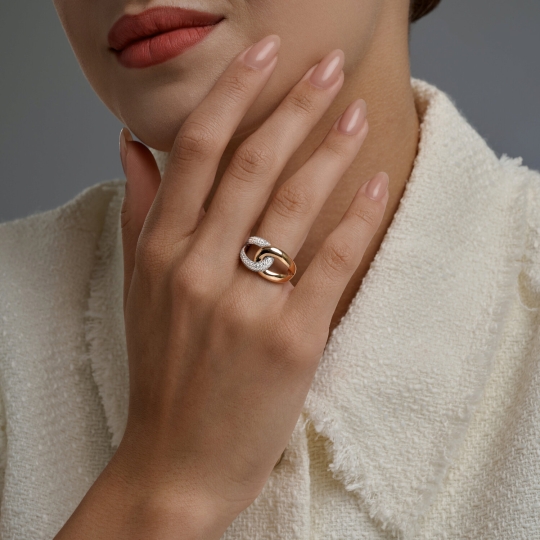 Кольцо из лимонного золота с фианитами