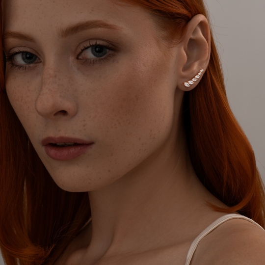 Серьги из серебра с фианитами