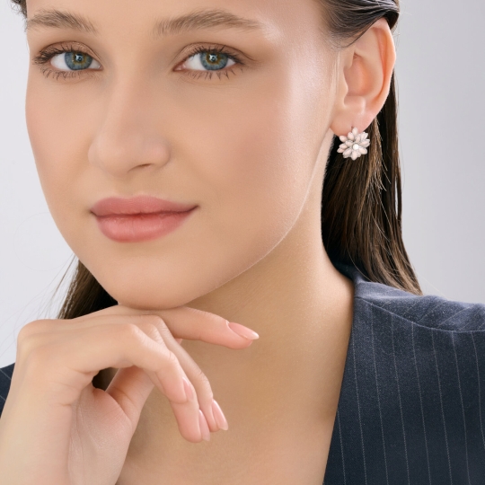 Колье из серебра с жемчугом и эмалью