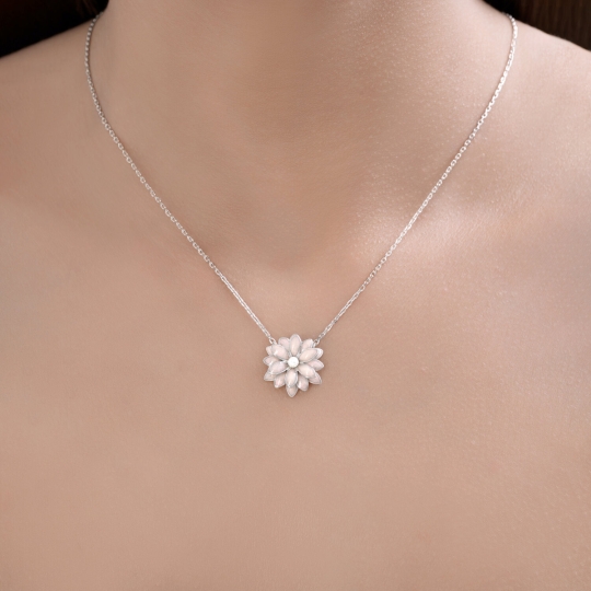 Колье из серебра