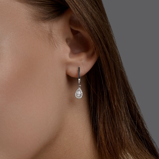 Серьги из серебра с фианитами