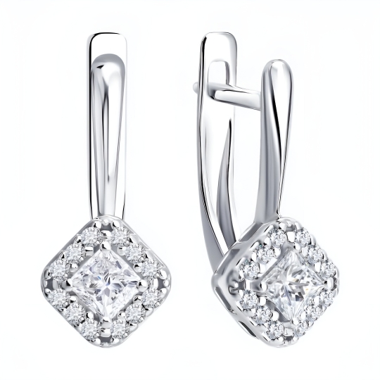 Кольцо из серебра с выращенными бриллиантами