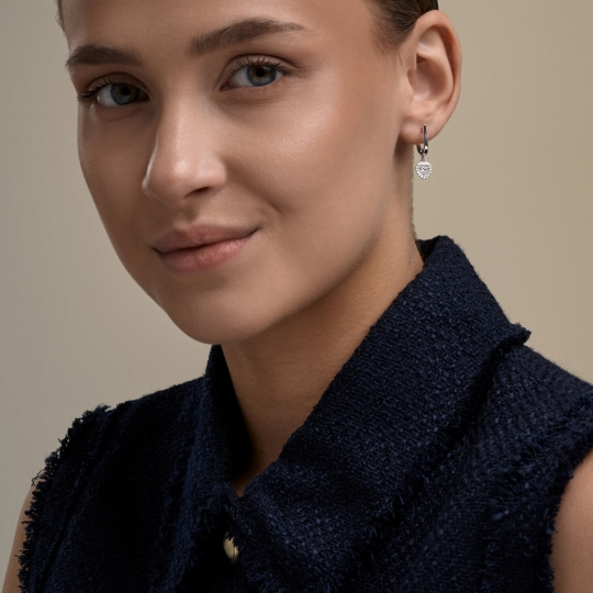 Серьги из серебра с выращенными бриллиантами