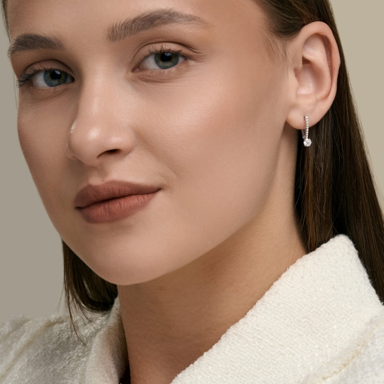 Серьги из серебра с лимонной позолотой и фианитами