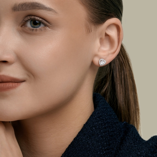 Серьги из белого золота с фианитами