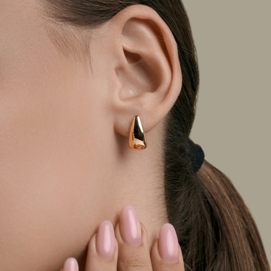 Серьги из золота с алмазной гранью