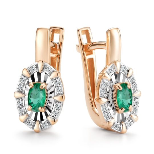 Кольцо из золота с бриллиантами и изумрудом