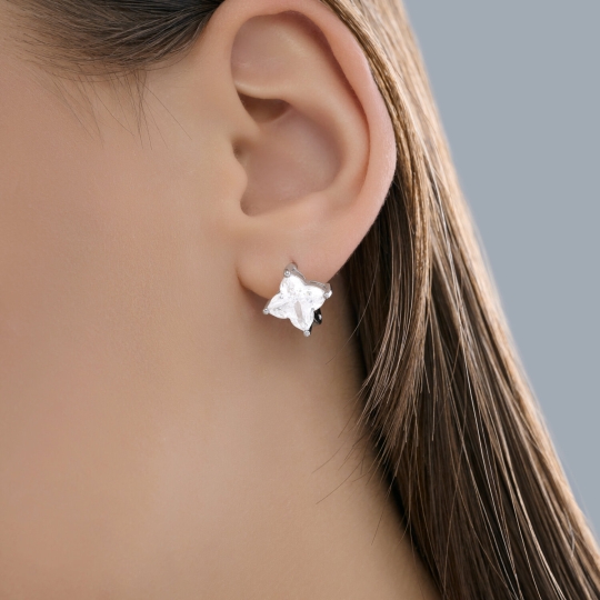 Серьги из серебра с ювелирными кристаллами