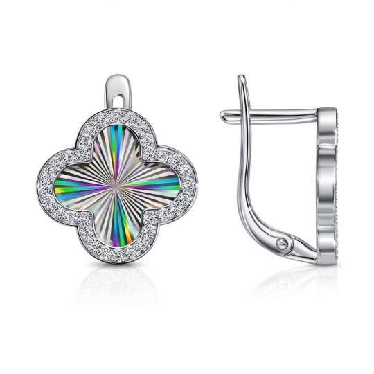 Подвеска из серебра с алмазной гранью и фианитами