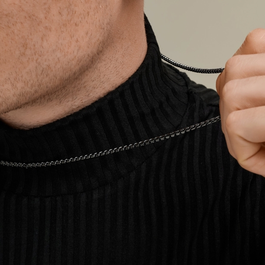 Цепь из стали