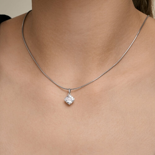 Подвеска из серебра с жемчугом и фианитами