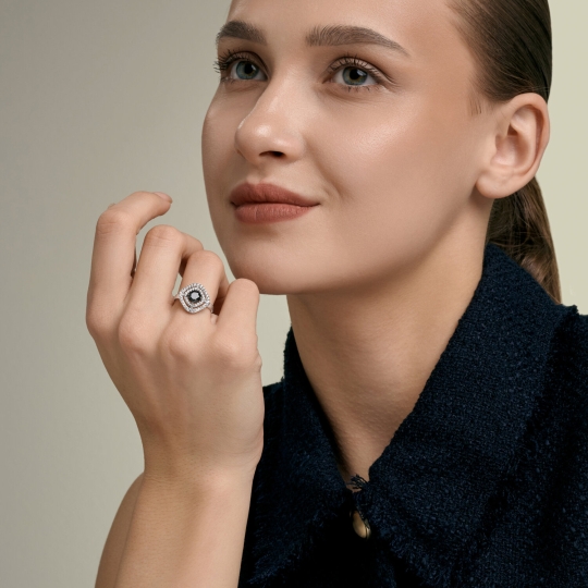 Кольцо из серебра с позолотой и фианитами