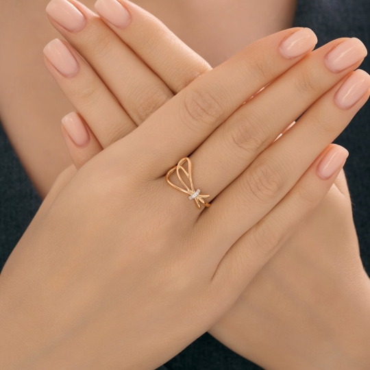 Кольцо из золота с танзанитом и фианитами