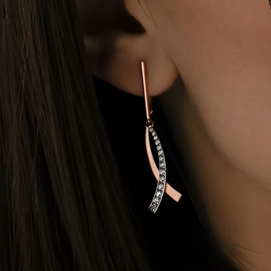 Серьги из золота с ониксом