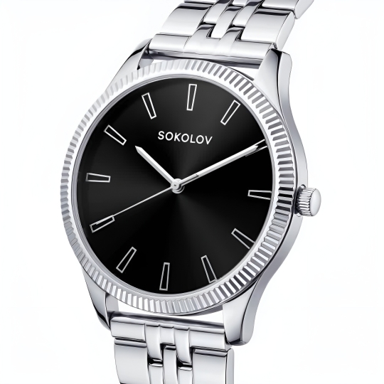 Женские стальные часы с фианитами