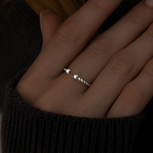 Кольцо из серебра с топазом London