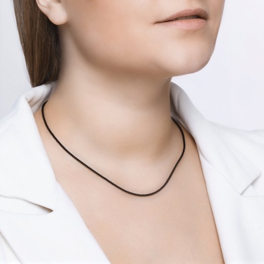 Шнурок из розового текстиля с серебряным замком и позолотой 