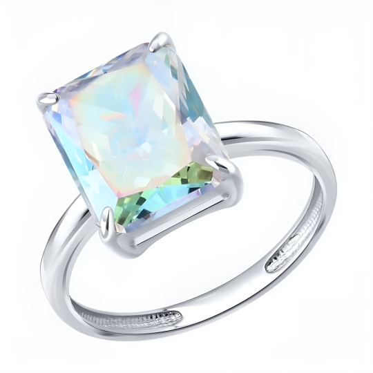 Кольцо из серебра с ювелирным кристаллом