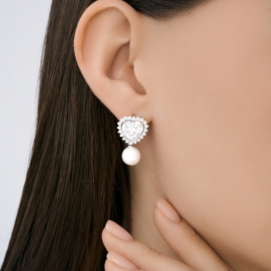 Серьги из серебра с фианитами