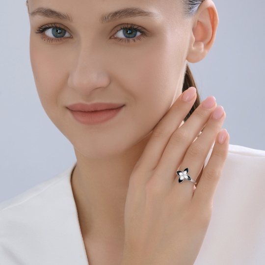 Серьги из серебра с эмалью и фианитами