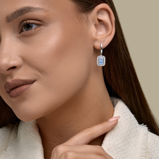 Серьги из серебра с аметистами и ювелирными кристаллами