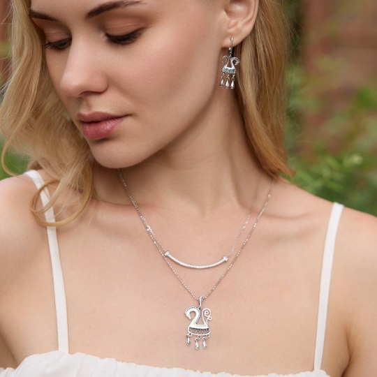 Серьги из серебра с фианитами